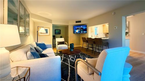 208a-208 Bob O Link Way, Naples, FL, 34105-2658 | Card Image