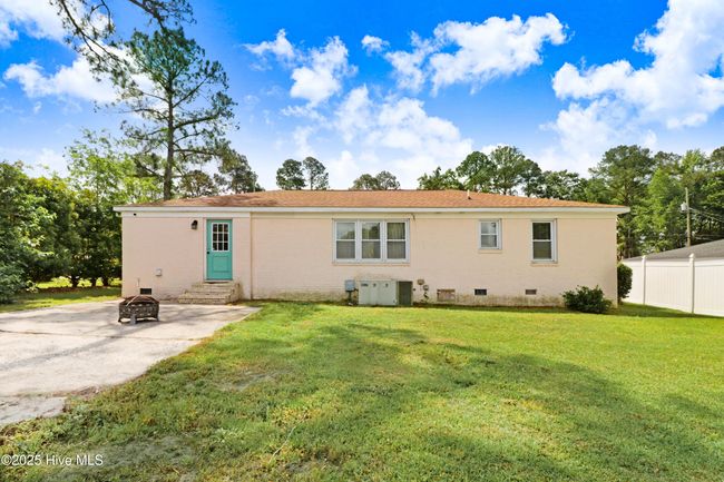 507 King Dr, House other with 3 bedrooms, 2 bathrooms and null parking in Goldsboro NC | Image 5