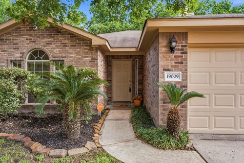 19009 Hammer Ln, Porter, TX, 77365-3077 | Card Image