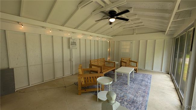 23' x 13' Cabana | Image 32