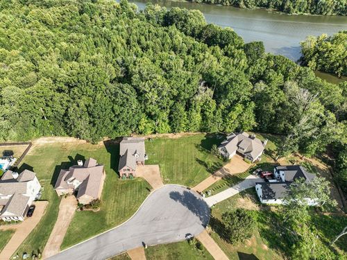 402 Zephyr Cv, Lebanon, TN, 37087-1552 | Card Image