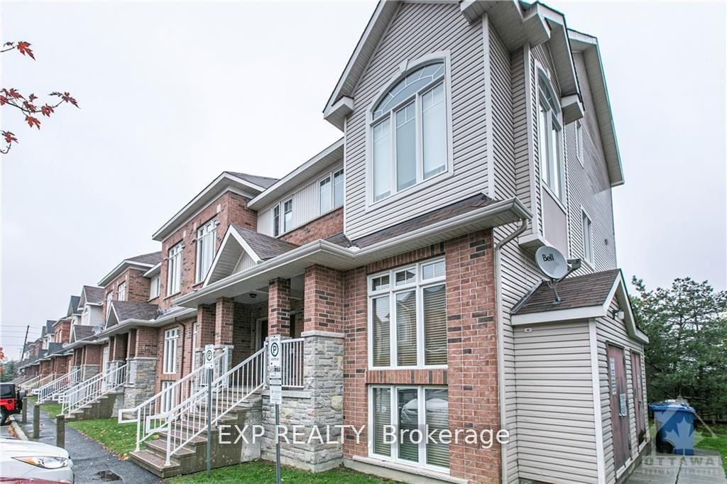Residential in Hunt Club - South Keys and Area 2