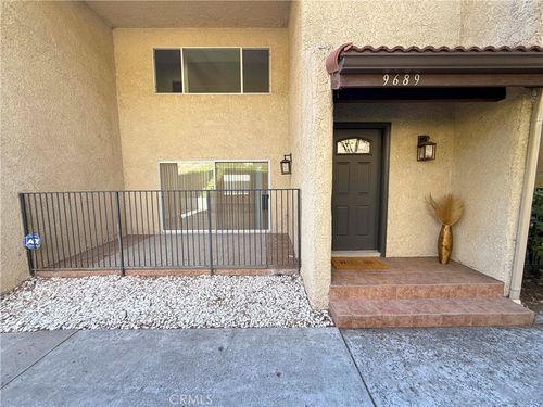 9689 Via Torino, Burbank, CA, 91504-1411 | Card Image