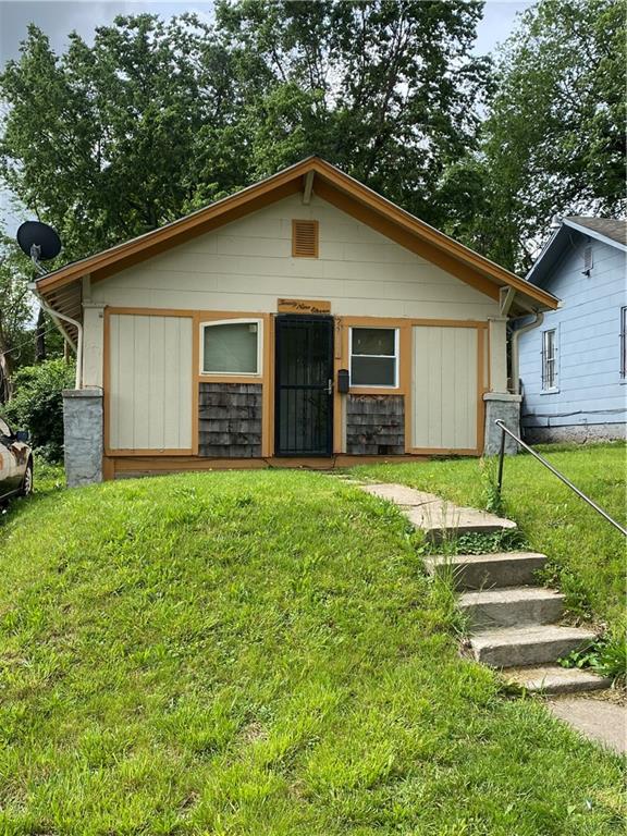 61st St, Kansas City, MO 64130