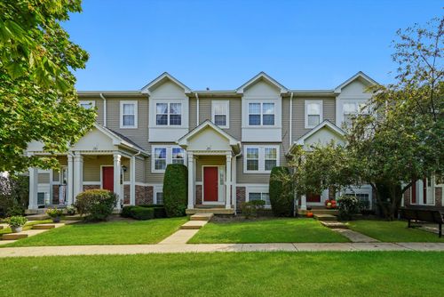 284 Holiday Ln, Hainesville, IL, 60073-3194 | Card Image