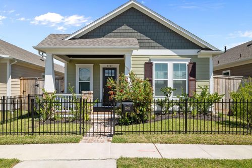 2505 Houston Ave, Pearland, TX, 77581-4231 | Card Image