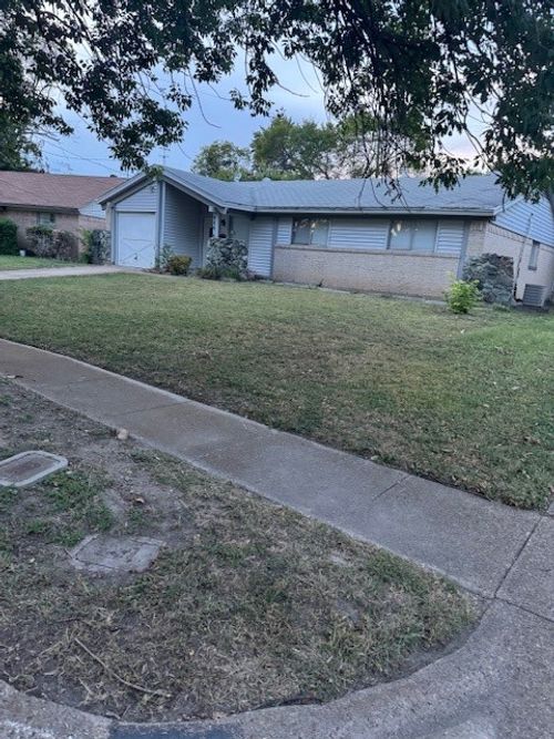 446 Oriole Cir, Duncanville, TX, 75116-3538 | Card Image