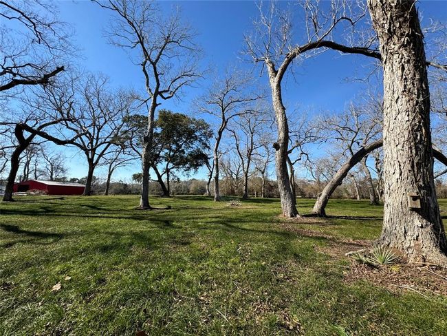 8860 County Road 400, House other with 0 bedrooms, 1 bathrooms and null parking in Brazoria TX | Image 17