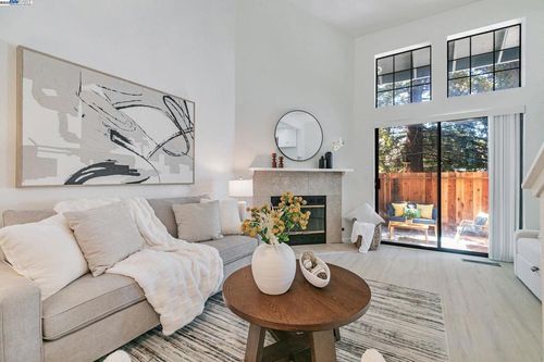 636 Praderia Cir, Fremont, CA, 94539-6316 | Card Image