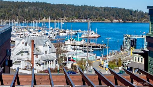 r4-232 A St, Friday Harbor, WA, 98250-9595 | Card Image