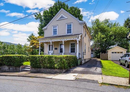 111 Vine St, Beacon, NY, 12508-3728 | Card Image