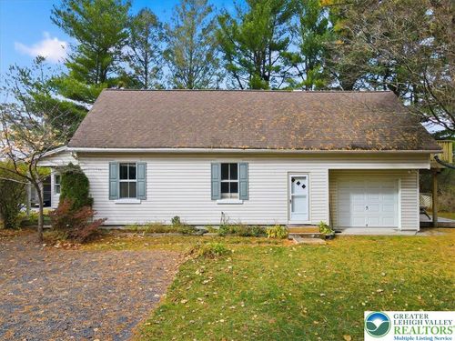 2382 Route 115, Brodheadsville, PA, 18322-7794 | Card Image