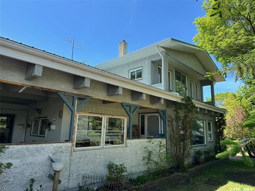 441 2nd Ave, Benson, SK, S0C | Card Image