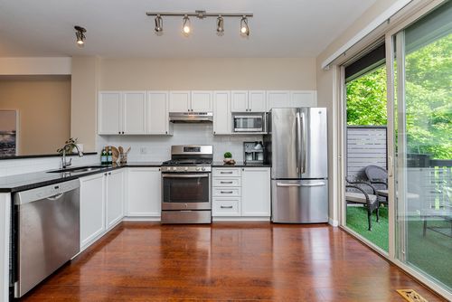 17-100 Klahanie Dr, Port Moody, BC, V3H5K3 | Card Image