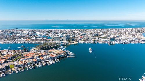 101 Scholz Plz, Newport Beach, CA, 92663-2633 | Card Image