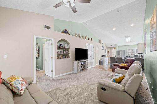 apt-c8-7101 Joy St, Pensacola, FL, 32504-6482 | Card Image