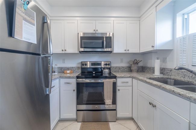 APT-22 - 6520 N Ocean Blvd, Condo with 1 bedrooms, 1 bathrooms and null parking in Ocean Ridge FL | Image 7