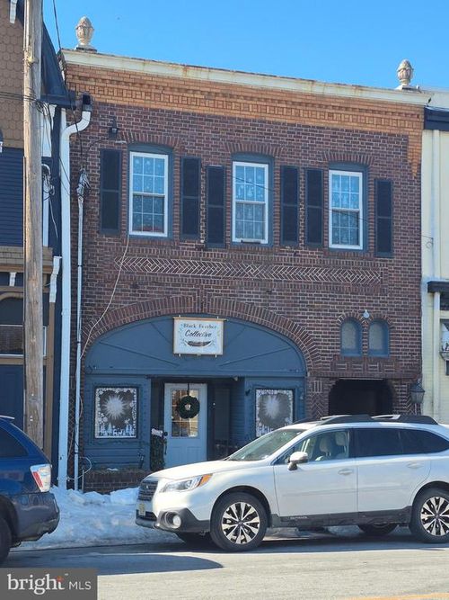 6 Main St, Woodstown, NJ, 08098-1117 | Card Image