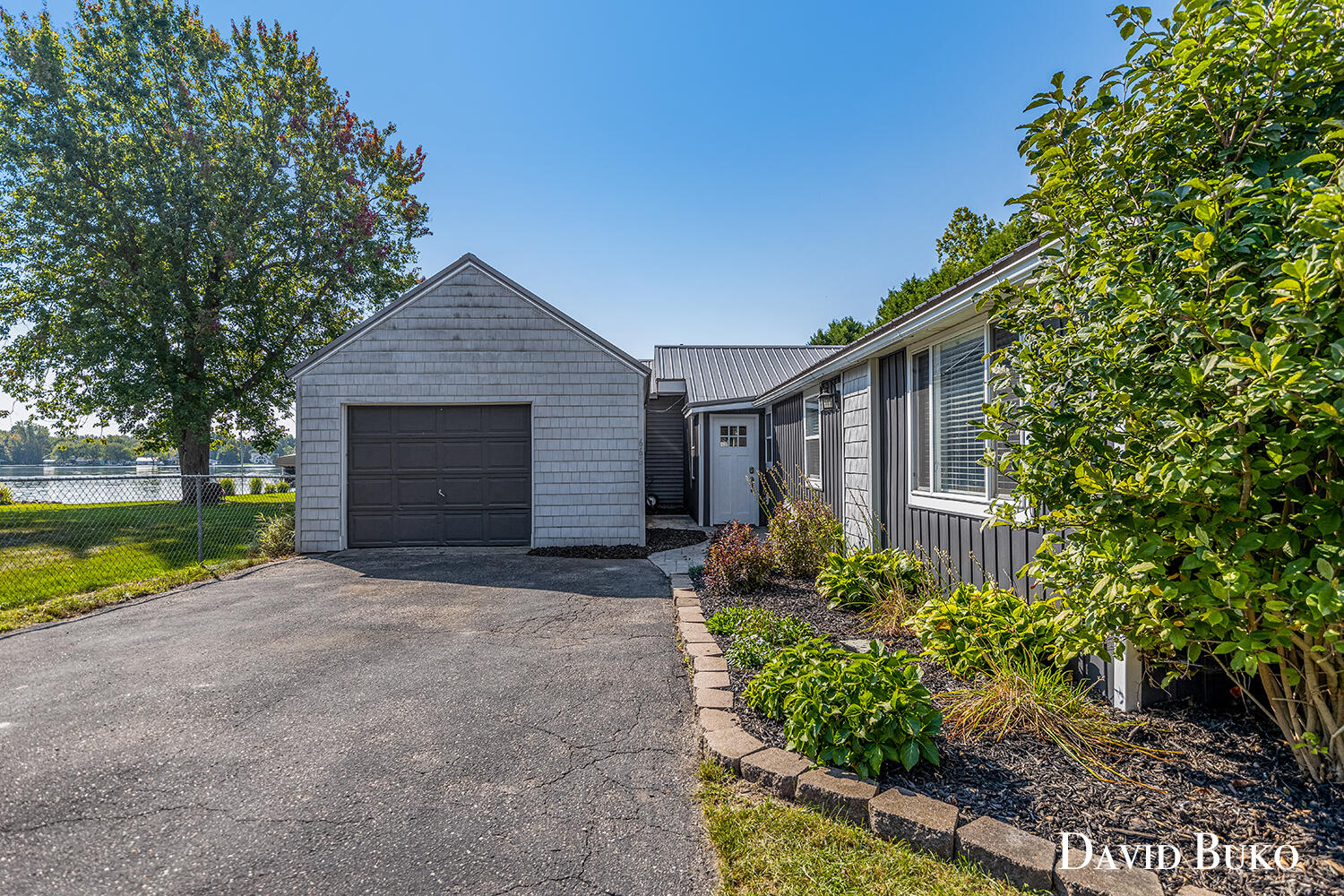 Lakeview Dr, Lake Odessa, MI 48849