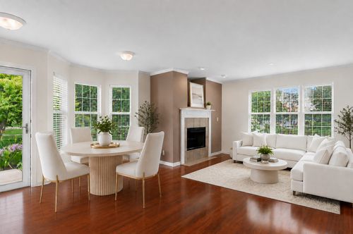 104-2911 Bartlett Ct, Naperville, IL, 60564-4864 | Card Image