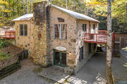 136 Higdon Rd, Falkville, AL, 35622-6421 | Card Image