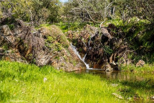 10777 Walker Trail Rd, Farmington, CA, 95230-9502 | Card Image