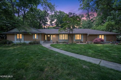 4550 Eddington Ct, Toledo, OH, 43615-1605 | Card Image