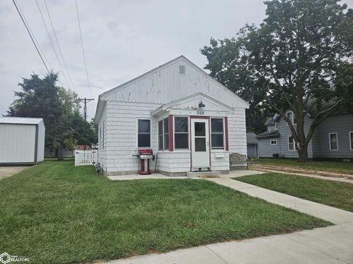 305 Ohio St, Webster City, IA, 50595-2914 | Card Image