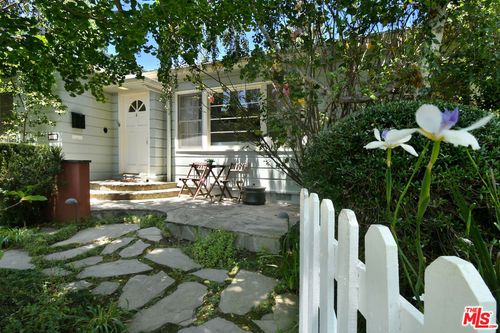2415 Washington Ave, Santa Monica, CA, 90403-2145 | Card Image
