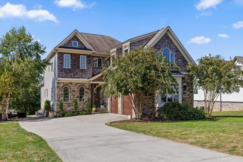 1966 Wagon Ln, Signal Mountain, TN, 37377-2965 | Card Image