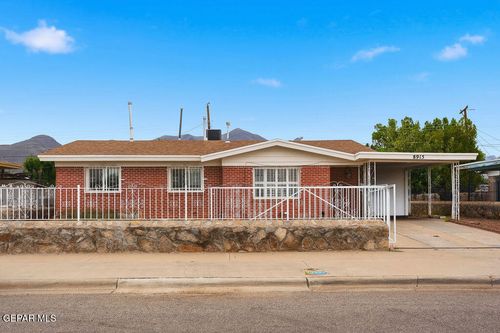 8915 Crosson Cir, El Paso, TX, 79904-1423 | Card Image