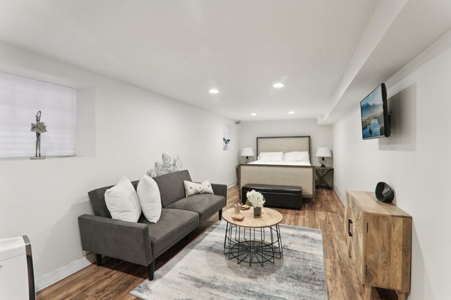 3617 N Whipple St, Home with 6 bedrooms, 2 bathrooms and 2 parking in CHICAGO IL | Image 12