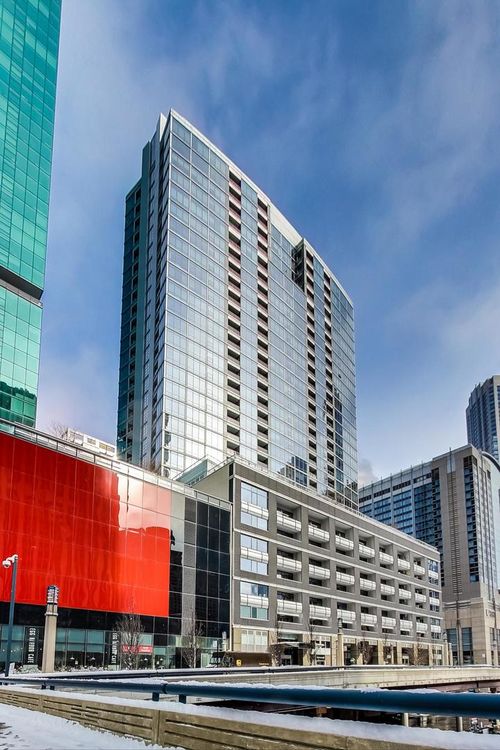 apt-1805-240 Illinois St, Chicago, IL, 60611-5042 | Card Image