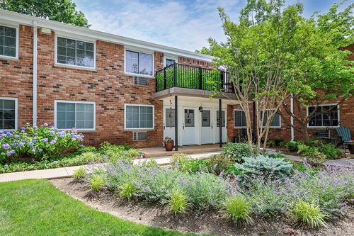 156-156 Jervis Avenue, Babylon, NY, 11735 | Card Image