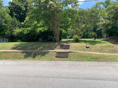 1020 Hill St, Bristol, TN, 37620-2144 | Card Image