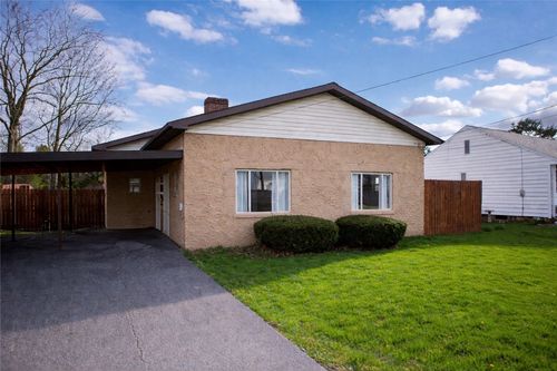 24 Foreman Ave, Uniontown, PA, 15401-5418 | Card Image