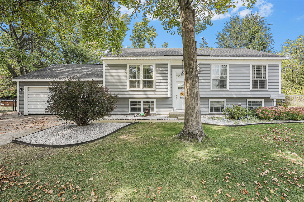 Kewadin Dr, Grand Rapids, MI 49525