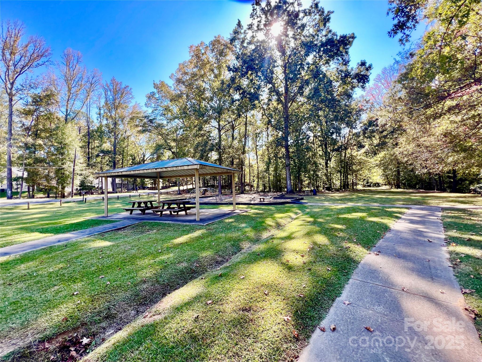 Land in Lancaster 5