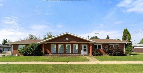 4901 52 St, Killam, AB, T0B2L0 | Card Image