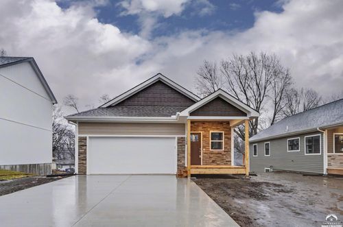 1232 Walnut St, Eudora, KS, 66025-9318 | Card Image