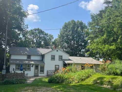 17907 Schmidt Rd, MOUNT CARROLL, IL, 61053-9218 | Card Image