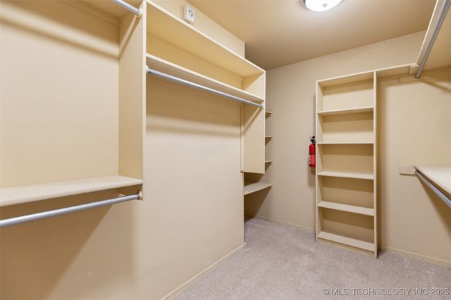 Primary Closet | Image 13