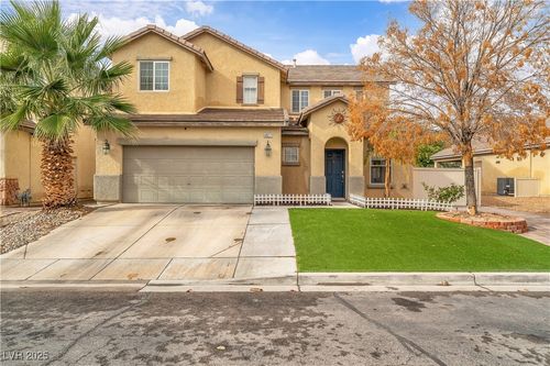 4827 White Jade St, North Las Vegas, NV, 89081-3083 | Card Image