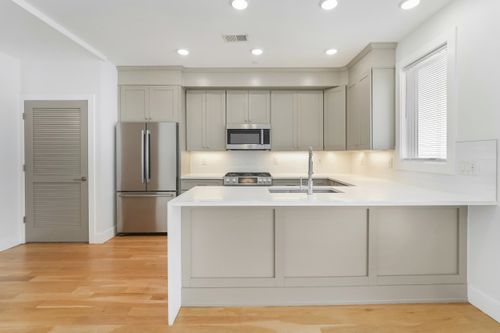 3-382 7th St, Jersey City, NJ, 07302-1805 | Card Image