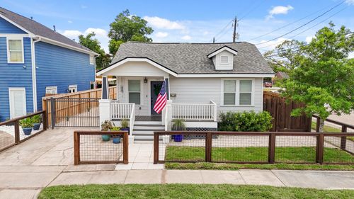 1311 Walton St, Houston, TX, 77009-3037 | Card Image