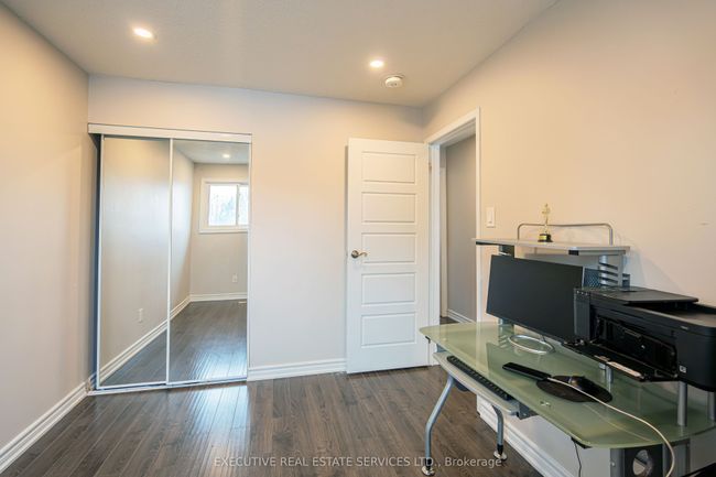 4 Simmons Blvd, House other with 5 bedrooms, 4 bathrooms and 3 parking in Brampton ON | Image 24