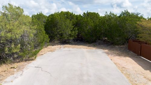 20701 Oak Gln, Lago Vista, TX, 78645-5845 | Card Image