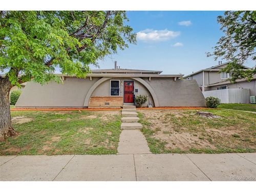 1230 Sable Blvd, Aurora, CO, 80011-6877 | Card Image