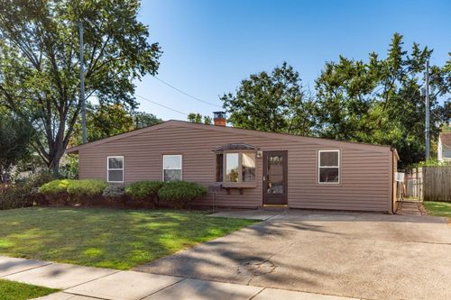 3687 Homecomer Dr, Grove City, OH, 43123-2406 | Card Image