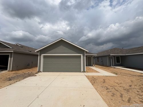 1515 Silver Crk, New Braunfels, TX, 78130-0676 | Card Image